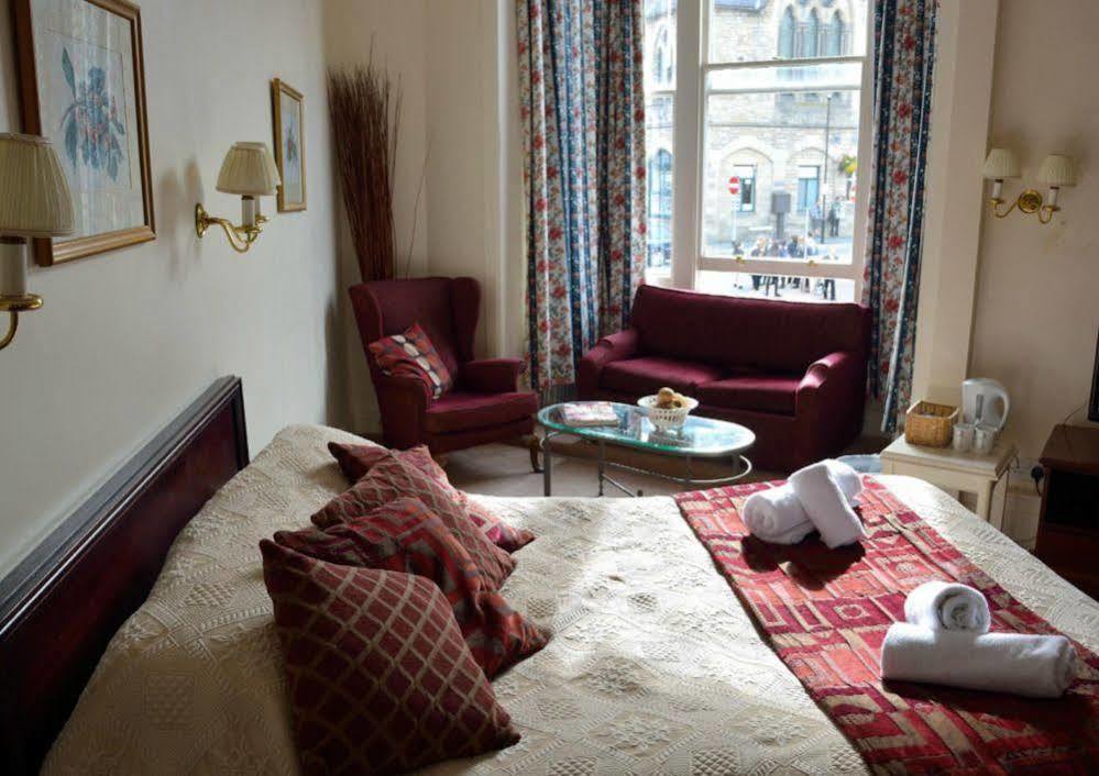 The Royal Hotel Llangollen Exteriör bild