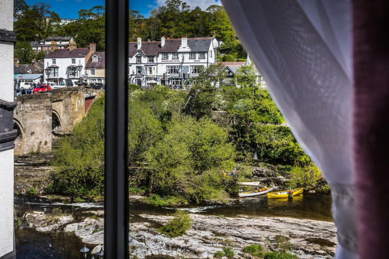 The Royal Hotel Llangollen Exteriör bild